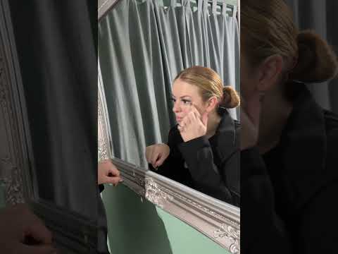 pro age eye cream, vegan eye cream, 